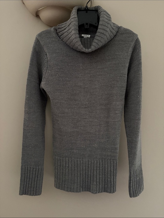 Suzy Shier Sweaters - Suzy Shier Gray Cowl Neck Sweater